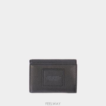 Marc Jacobs 25 S/S ��ũ �����߽� �� Ʈ�������� ���� MARC JACOBS  B073156629825 S/S ��ũ �����߽� �� Ʈ�������� ���� MARC JACOBS  B