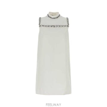 PRADA 26FW ����� ���ǽ� P3T38RSOOO198J F0009 White26FW ����� ���ǽ� P3T38RSOOO198J F0009 White