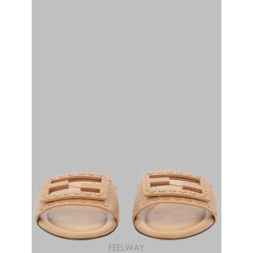 FENDI 26FW ��� �ٰ�Ʈ �ÿ��� ���� �����̵� 8R8136 AQY2F1WYD BEIGE26FW ��� �ٰ�Ʈ �ÿ��� ���� �����̵� 8R8136 AQY2F1WYD