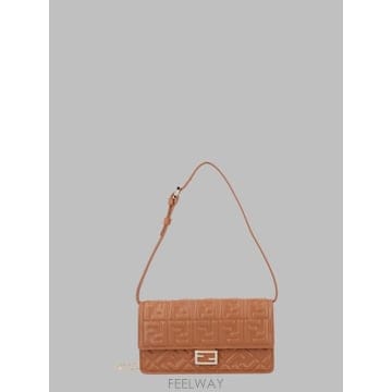 FENDI 26FW ��� �ٰ�Ʈ ü�� ���� 8M0498 AAJDF1UJK BUFF26FW ��� �ٰ�Ʈ ü�� ���� 8M0498 AAJDF1UJK BUFF