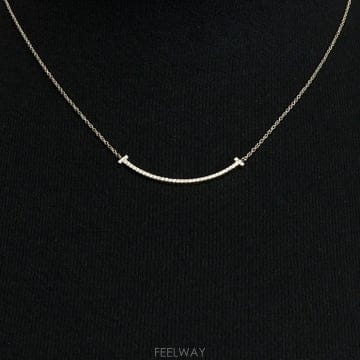 티파니 63104965 18K옐로우골드  0.1캐럿 파베다이아 스몰 T스마일 여성 펜던트 목걸이aa67688