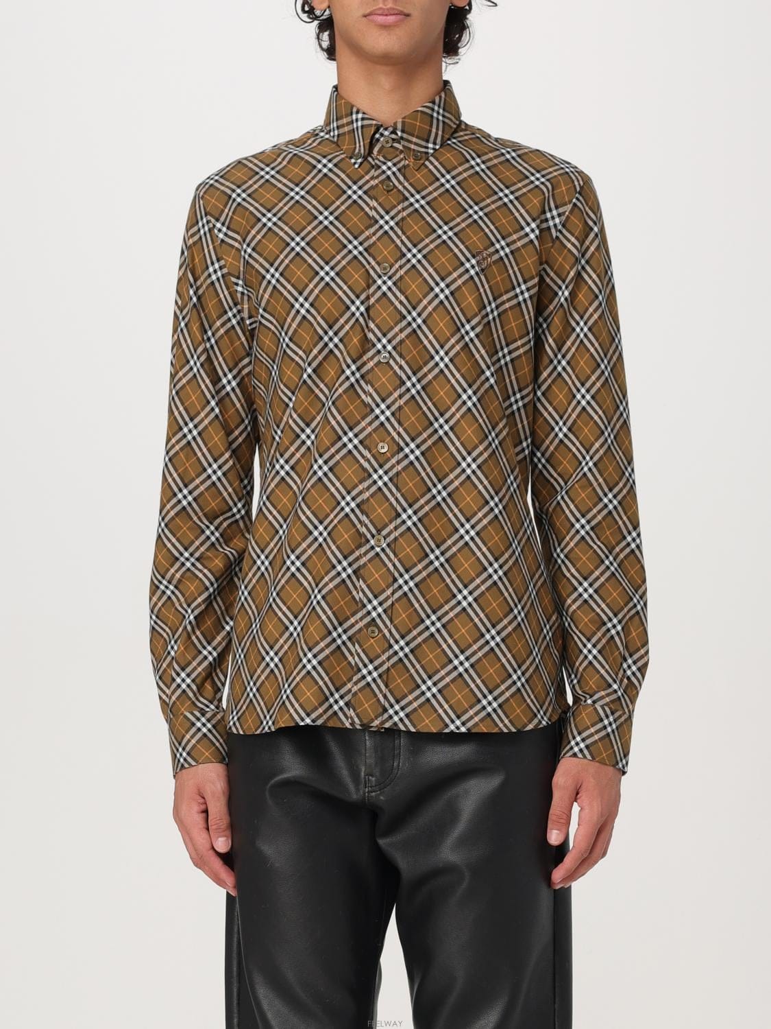 Burberry [A6] ������ 8098842 ���� ������ 8098842-022[A6] ������ 8098842 ���� ������ 8098842-022