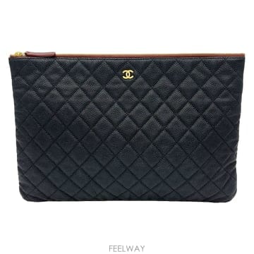 샤넬 Chanel A82552 블랙 캐비어 금장 CC로고 클래식 라지 파우치 클러치 (20번대)