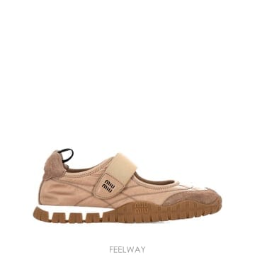 Miu Miu �δ��� MIU MIU �̿�̿� ��ũ ����Ŀ���δ��� MIU MIU �̿�̿� ��ũ ����Ŀ��