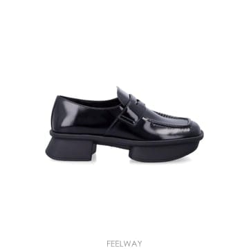 PRADA �δ��� PRADA ����� ���� �����δ��� PRADA ����� ���� ����