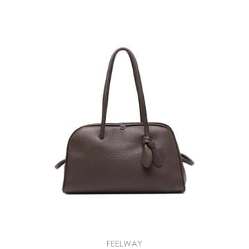 Jacquemus �δ��� JACQUEMUS ��ũ���� ���� ��Ʈ���δ��� JACQUEMUS ��ũ���� ���� ��Ʈ��