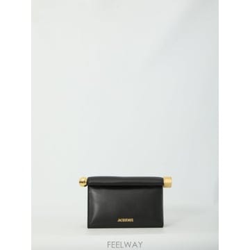 Jacquemus �δ��� JACQUEMUS ��ũ���� ���� Ŭ��ġ���δ��� JACQUEMUS ��ũ���� ���� Ŭ��ġ��