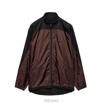 PRADA �δ��� PRADA ����� �ﰢ �ΰ� ���Ϸ� �����δ��� PRADA ����� �ﰢ �ΰ� ���Ϸ� ����