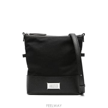 Maison Margiela ���Ϲ�� �������������� 5AC ũ�ν� ����Ϲ�� �������������� 5AC ũ�ν� ��