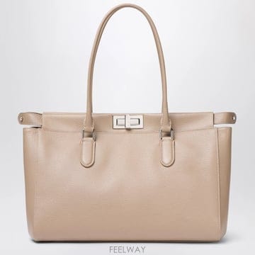 26 F/W 펜디 도브 레더 PEEKABOO 스몰 토트백 백 8BN3 B0052324557