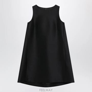 26 F/W 발렌시아가 블랙 A라인 드레스 인 울 & 실크 A009P B0052324637