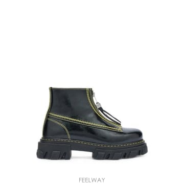 가니 cleated boots in black 12269057245448 TP725678717