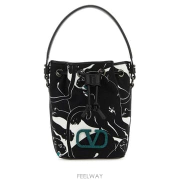 Valentino �ؿ� ������� �߷�Ƽ�� ����ٴ� ���� Ŭ��ġ 3W2P0Z44HPG K2C�ؿ� ������� �߷�Ƽ�� ����ٴ� ���� Ŭ��ġ 3W2P0Z44HP