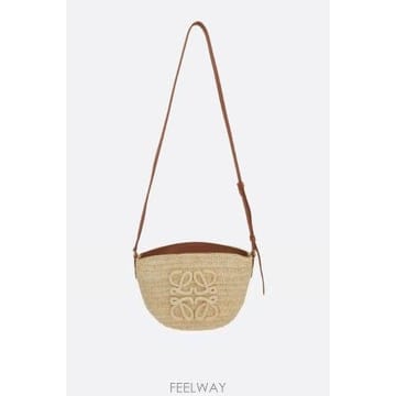 Loewe [E32]�ο��� ANNGNN0X012435 ���� ũ�ν��� ����� ���� ������ ���� ��Ʈ�� ��Ȧ�� LOEWE[E32]�ο��� ANNGNN0X012435 ���� ũ�ν��� ����� ���� 