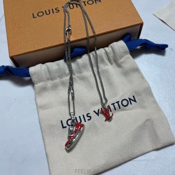 Louis Vuitton [����ǰ] ���̺��� Ʈ���̳� ��ũ���� ����� M01047[����ǰ] ���̺��� Ʈ���̳� ��ũ���� ����� M01047