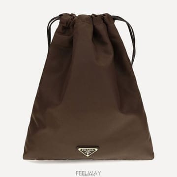 PRADA 26 FW ����� ���� �����Ϸ� ��ν�Ʈ�� Ŭ��ġ �� F0038 1NK01M2HG626 FW ����� ���� �����Ϸ� ��ν�Ʈ�� Ŭ��ġ �� F0038 