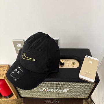 나이키 CLUB UNSTRUCTURED SWOOSH CAP 블랙 그린