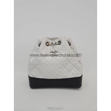 샤넬 가브리엘 스몰 백팩 23번대 A94485
