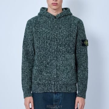 26 FW 스톤 아일랜드 와펜 로고 집업 니트 후드 스웨터 L2S155100065 S0N16 V0M5S
