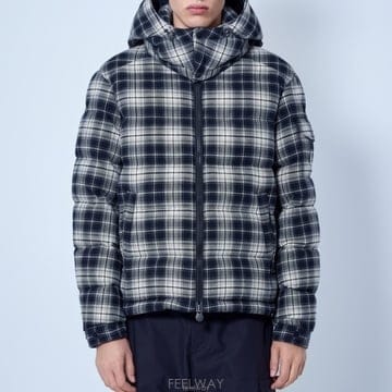 Moncler 26 FW ��Ŭ���� Airor ����� üũ �ĵ� Ǫ�� ���� L2091 1A00244 599ZU F9026 FW ��Ŭ���� Airor ����� üũ �ĵ� Ǫ�� ���� L2091 
