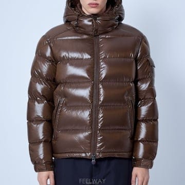 Moncler 26 FW ��Ŭ���� Maya ���� ���� �ĵ� �е� ���� L2091 1A53600 68950 26126 FW ��Ŭ���� Maya ���� ���� �ĵ� �е� ���� L2091 1