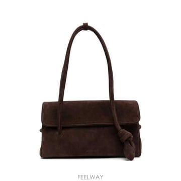 Jacquemus 26FW ��ũ���� ���� 26HBAW00467AC09A04 MEDIUM BROWN 85526FW ��ũ���� ���� 26HBAW00467AC09A04 MEDIUM BROWN 855