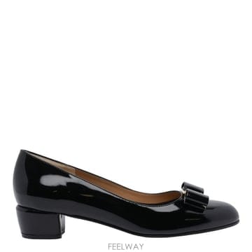 Ferragamo 26 S/S ��󰡸� �ٶ� ������ 591963/01B221NERO B001198738926 S/S ��󰡸� �ٶ� ������ 591963/01B221NERO B0011987