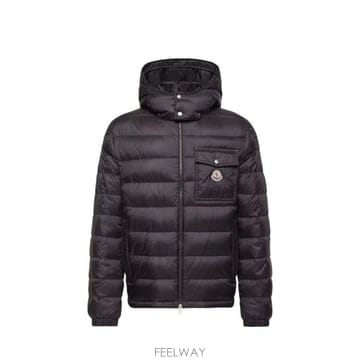 Moncler 26FW ��Ŭ���� ������ �ĵ� ��Ʈ �ٿ� ���� L20911A00004 599Q0780 NAVY26FW ��Ŭ���� ������ �ĵ� ��Ʈ �ٿ� ���� L20911A00004 
