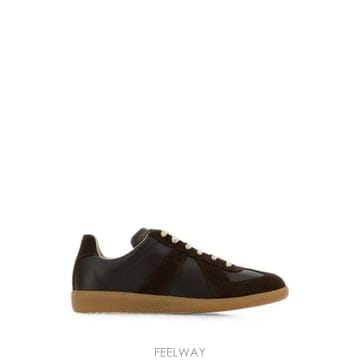Maison Margiela 26FW ���������� ī����Ų ���ø�ī ����Ŀ�� S58WS0109P1895 T2153 DARKY KAKY26FW ���������� ī����Ų ���ø�ī ����Ŀ�� S58WS0109P1