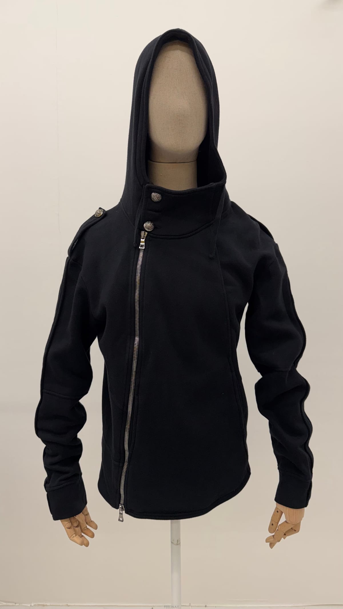 Balmain �߸� �ĵ� ¤���߸� �ĵ� ¤��