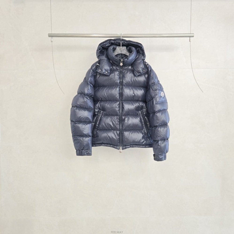 Moncler ��Ŭ���� ���� ���� �ĵ� ��Ʈ�ٿ� �е� ���̺� 2��Ŭ���� ���� ���� �ĵ� ��Ʈ�ٿ� �е� ���̺� 2
