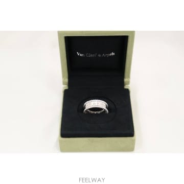 Van Cleef & Arpels �߰� ��Ŭ�����ؾ��� ������ 18K ȭ��Ʈ��� �ñ״�ó 55ȣ �� VCARN32300�߰� ��Ŭ�����ؾ��� ������ 18K ȭ��Ʈ��� �ñ״�ó 55