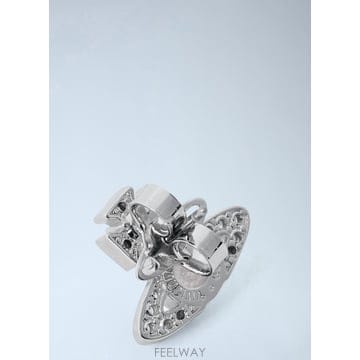 26 F/W 비비안 웨스트우드 ONDINA 귀걸이 6201038W-0 B0112326464