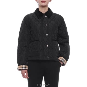 Burberry 26FW_0921 ���� ���� ũ�� ��Ŷ 8107465_BLACK_SAND26FW_0921 ���� ���� ũ�� ��Ŷ 8107465_BLACK_SAND
