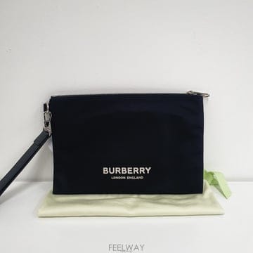 Burberry ������ ȭ��Ʈ �ΰ� Ŭ��ġ������ ȭ��Ʈ �ΰ� Ŭ��ġ