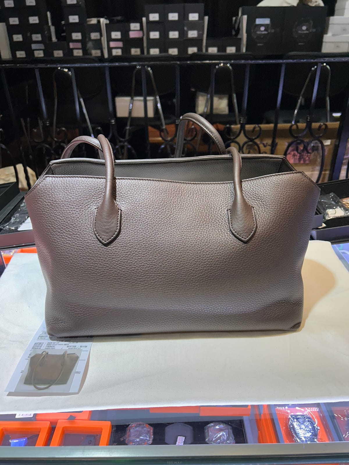 THE Row ���� *ALA* ���ο� THE ROW Marlo 17 Tote���� *ALA* ���ο� THE ROW Marlo 17 Tote
