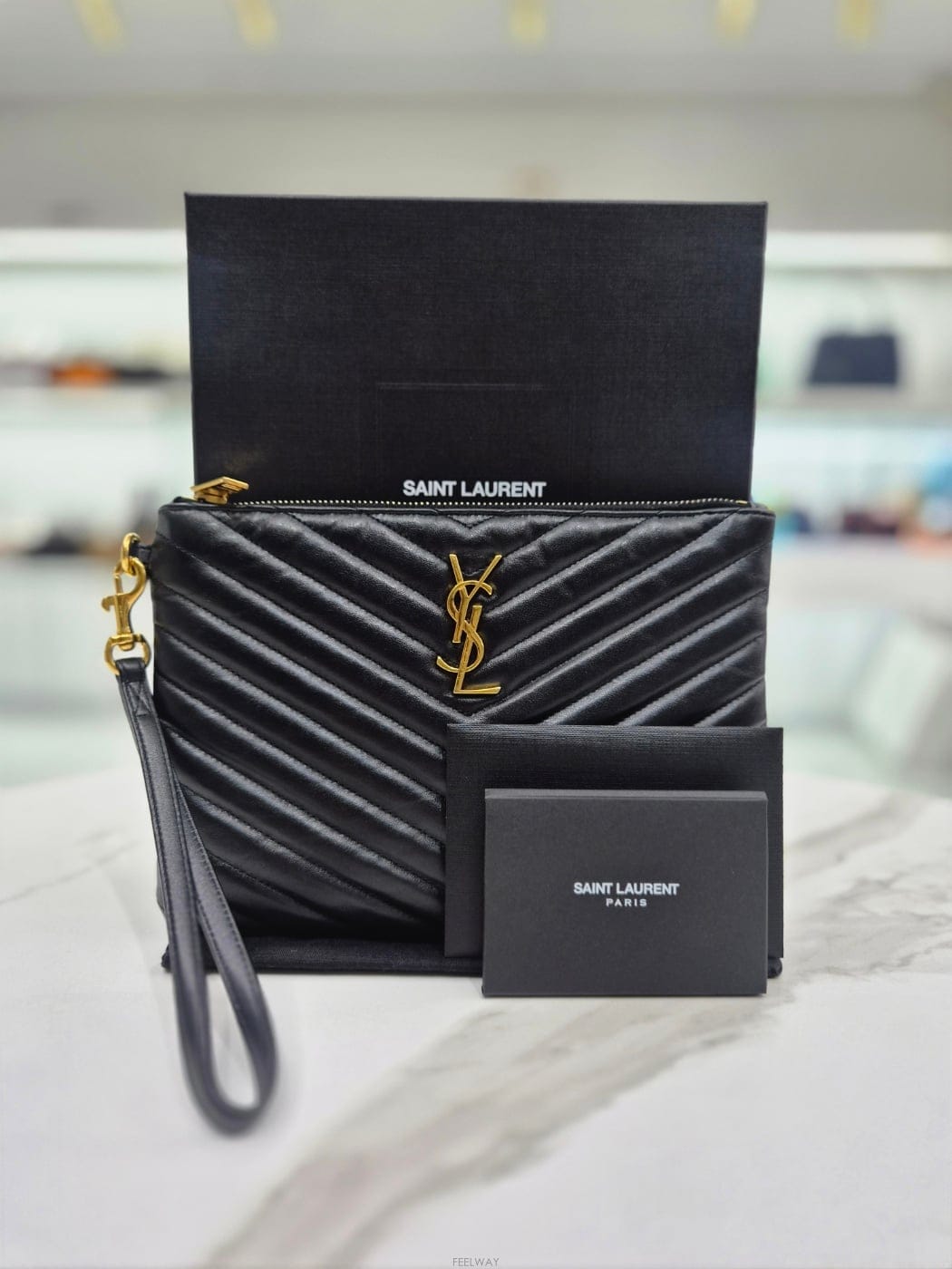 Saint Laurent ���ζ� ��Ʋ��� ���� ����Ŭ��ġ�� ���� 379039���ζ� ��Ʋ��� ���� ����Ŭ��ġ�� ���� 379039