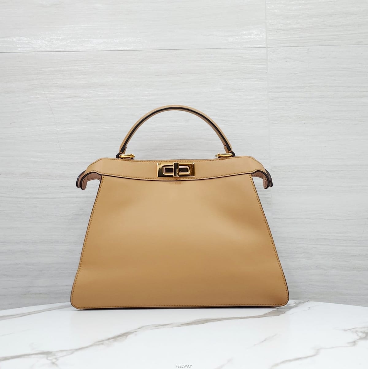 FENDI [������] ��� ��ī�� I SEE U ���̾��� �̵�� ��Ʈ �����[������] ��� ��ī�� I SEE U ���̾��� �̵�� ��Ʈ ���