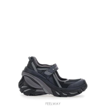 Balenciaga 26FW �߷��þư� ����Ŀ�� A002M2 WWDMG1011 BLACK26FW �߷��þư� ����Ŀ�� A002M2 WWDMG1011 BLACK
