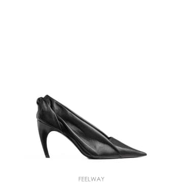 Khaite 26FW ����Ʈ ���� F20591012L1012 200 BLACK26FW ����Ʈ ���� F20591012L1012 200 BLACK