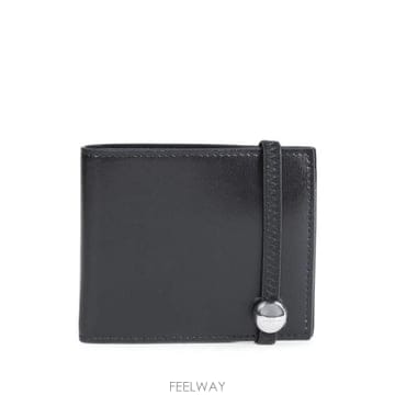 Jacquemus 26FW ��ũ���� �������� 26HSLM00348AC03C09 990 BLACK26FW ��ũ���� �������� 26HSLM00348AC03C09 990 BLACK