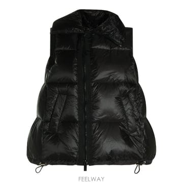 사카이 블랙 퍼퍼 베스트