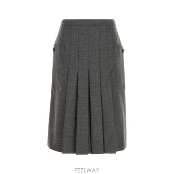 PRADA 26FW ����� ��ĿƮ P10B4SOOO6011 F0480 Grey26FW ����� ��ĿƮ P10B4SOOO6011 F0480 Grey