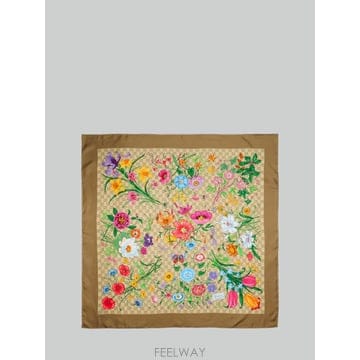 26 F/W 구찌 실크 트윌 까레 WITH GG 프린트 8747693 B0022326922