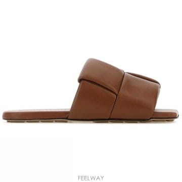 Bottega Veneta 26 FW ���װ� ����Ÿ �е� ������ ���� 7665 741259VBSD026 FW ���װ� ����Ÿ �е� ������ ���� 7665 741259VBSD0
