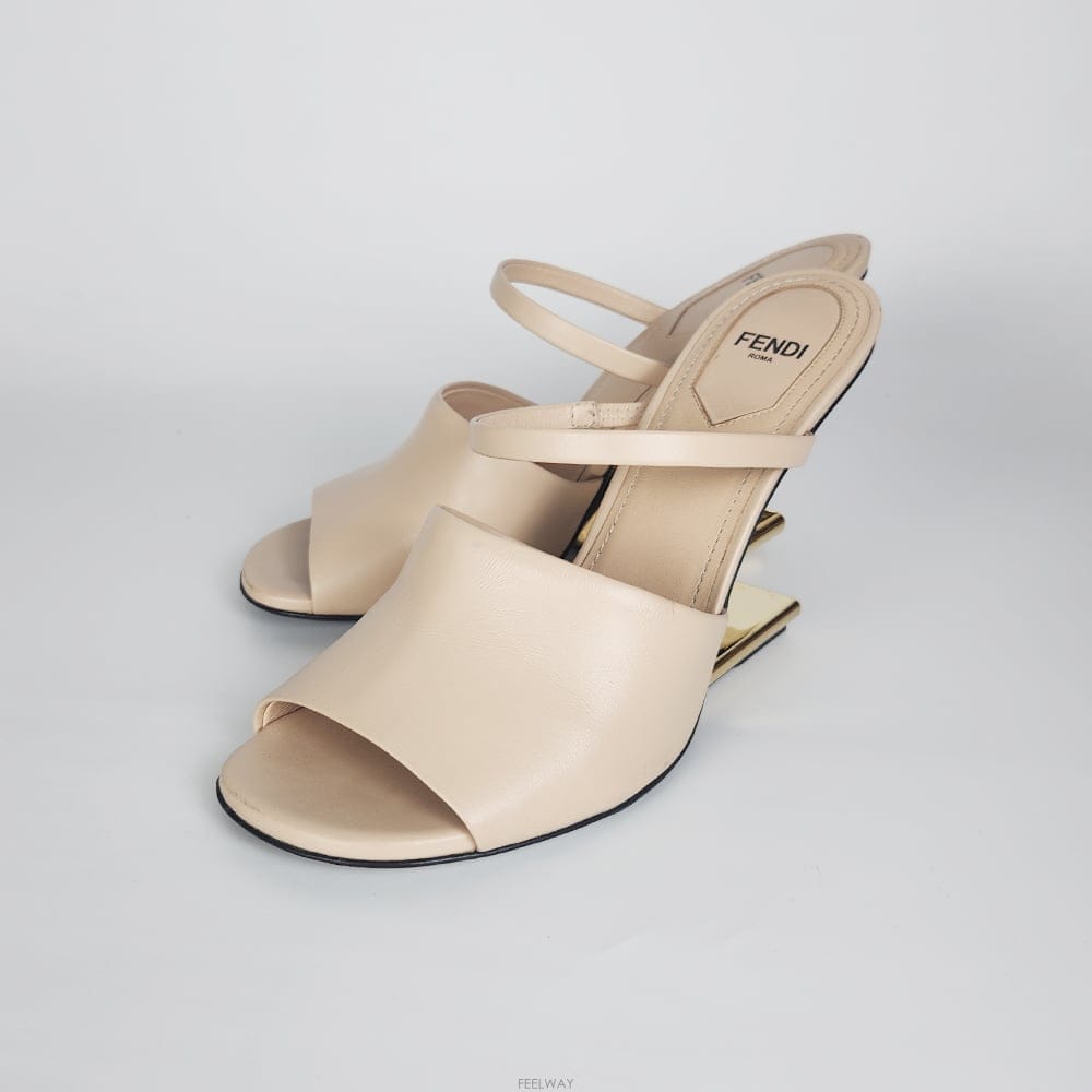 FENDI ��� ������ �۽�Ʈ ���� �� 37 [240mm] 8R8212��� ������ �۽�Ʈ ���� �� 37 [240mm] 8R8212