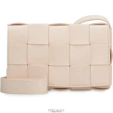 Bottega Veneta 26 FW ���װ� ����Ÿ ���Ϳ�� ������� ����� 7671 730848VMAY126 FW ���װ� ����Ÿ ���Ϳ�� ������� ����� 7671 7308
