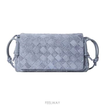 Bottega Veneta 26 FW ���װ� ����Ÿ �̵�� �������� �� 4545 843893V6FQ1INTR15CASHMIREJEANSLGN1926 FW ���װ� ����Ÿ �̵�� �������� �� 4545 843893V6FQ