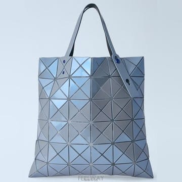 Issey Miyake 26 FW �ٿ��ٿ� �̼��̹̾��� �缾Ʈ ���� ��Ʈ�� BB68 AG623 10 BLU26 FW �ٿ��ٿ� �̼��̹̾��� �缾Ʈ ���� ��Ʈ�� BB68 AG