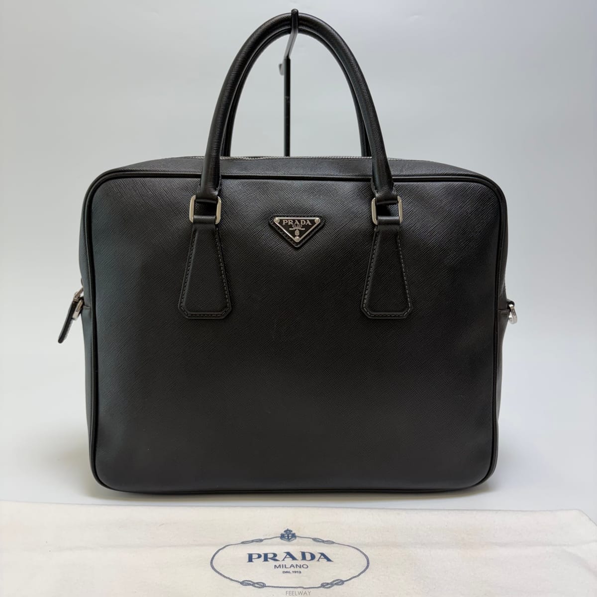 PRADA ����� ���ǾƳ� ���� �긮�����̽� ��Ʈ�� ���� (��� ������� ��������)����� ���ǾƳ� ���� �긮�����̽� ��Ʈ�� ���� (��� ��